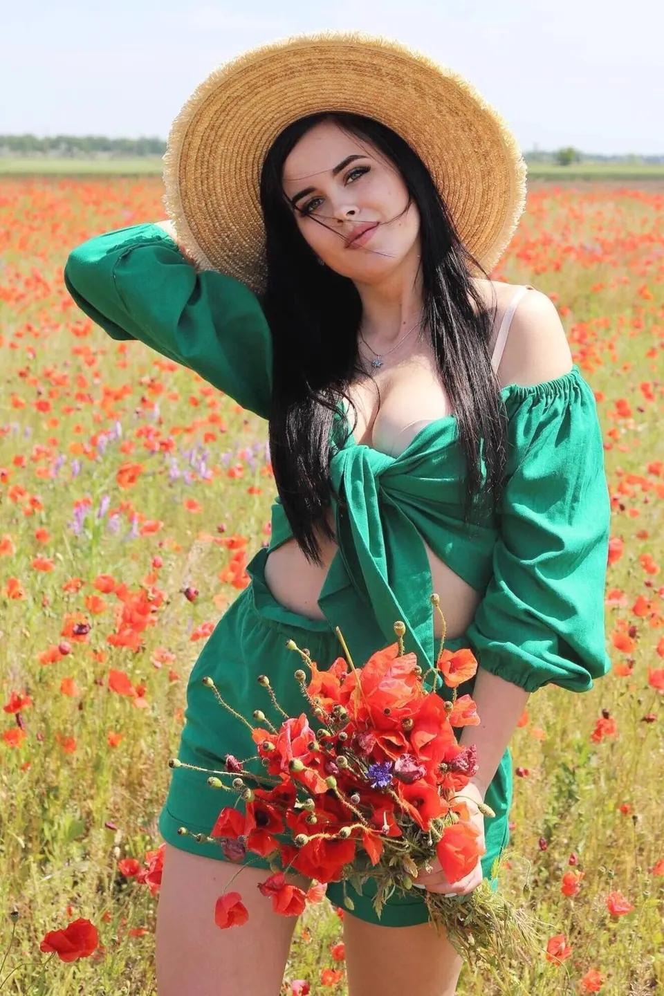 Dariia from Kherson, Ukraine — photo 1