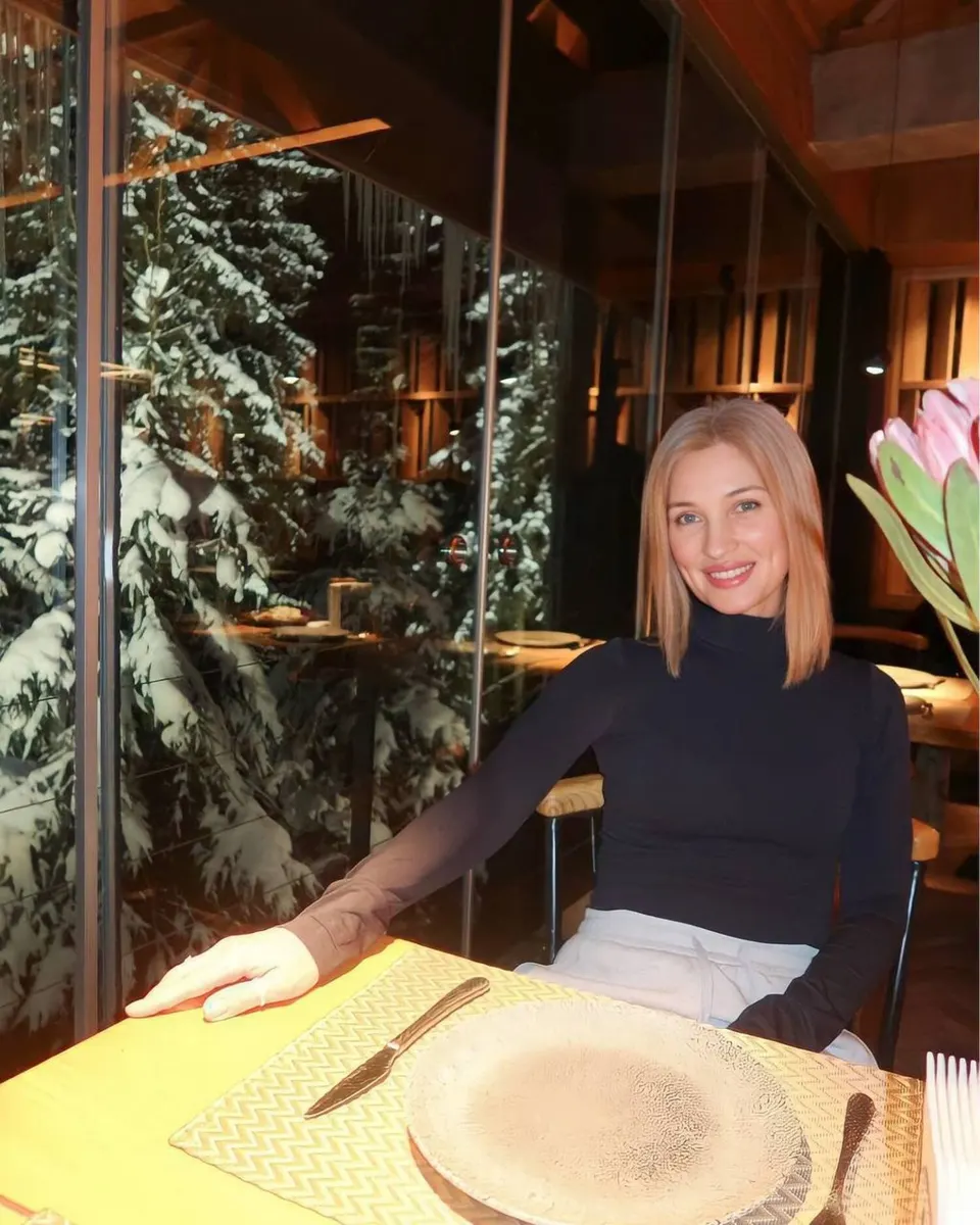 Yuliia — photo 2