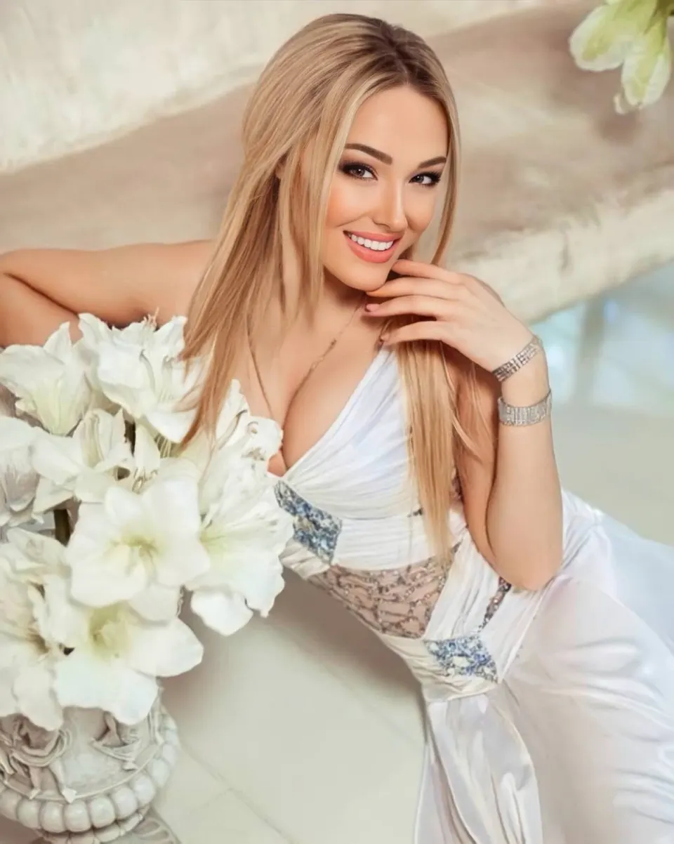 Olena — photo 3
